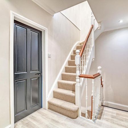 Luxury Georgian Townhouse With Cinema And Parking Villa Chester Exterior photo